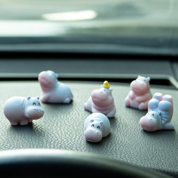 Hippo Resin Car Dashboard Decoration, 6 Pieces Car Dashboard Decoration, Cute Car Decorative Rearview Mirror Accessories, Hippo Decorative Car Home Office Desk (Blue)