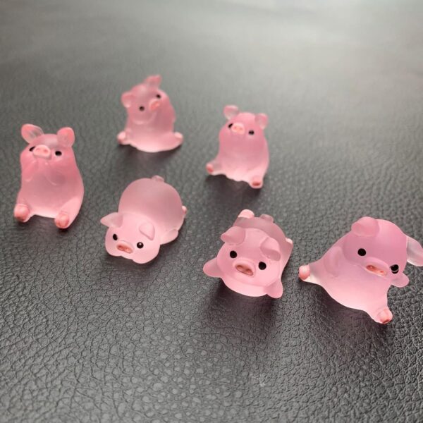 5pcs Cute Pink Pig Dolls Car Dashboard Decorative Pig Statue Decoration Resin Cute Pig Desktop Figurines Decoration  Craft for Car Home Desk Collectible Dolls, Collectible Dolls Home Decor - Image 2